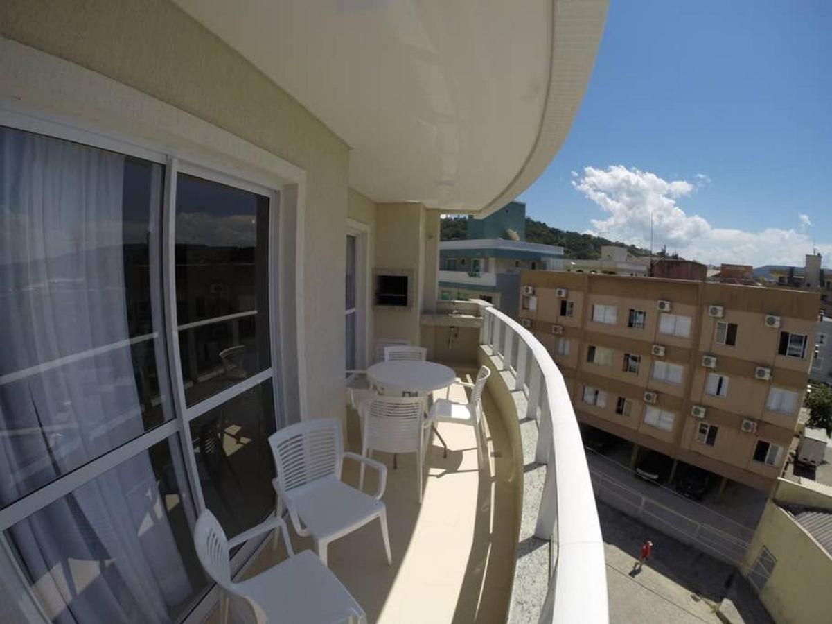 Appartement Baia Dos Golfinhos à Bombinhas Extérieur photo