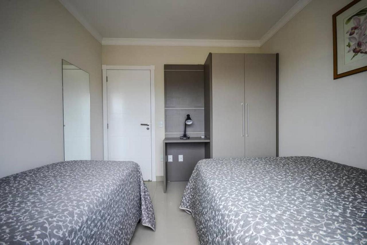 Appartement Baia Dos Golfinhos à Bombinhas Extérieur photo