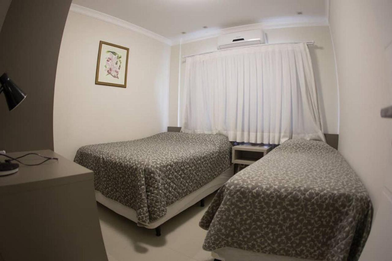 Appartement Baia Dos Golfinhos à Bombinhas Extérieur photo