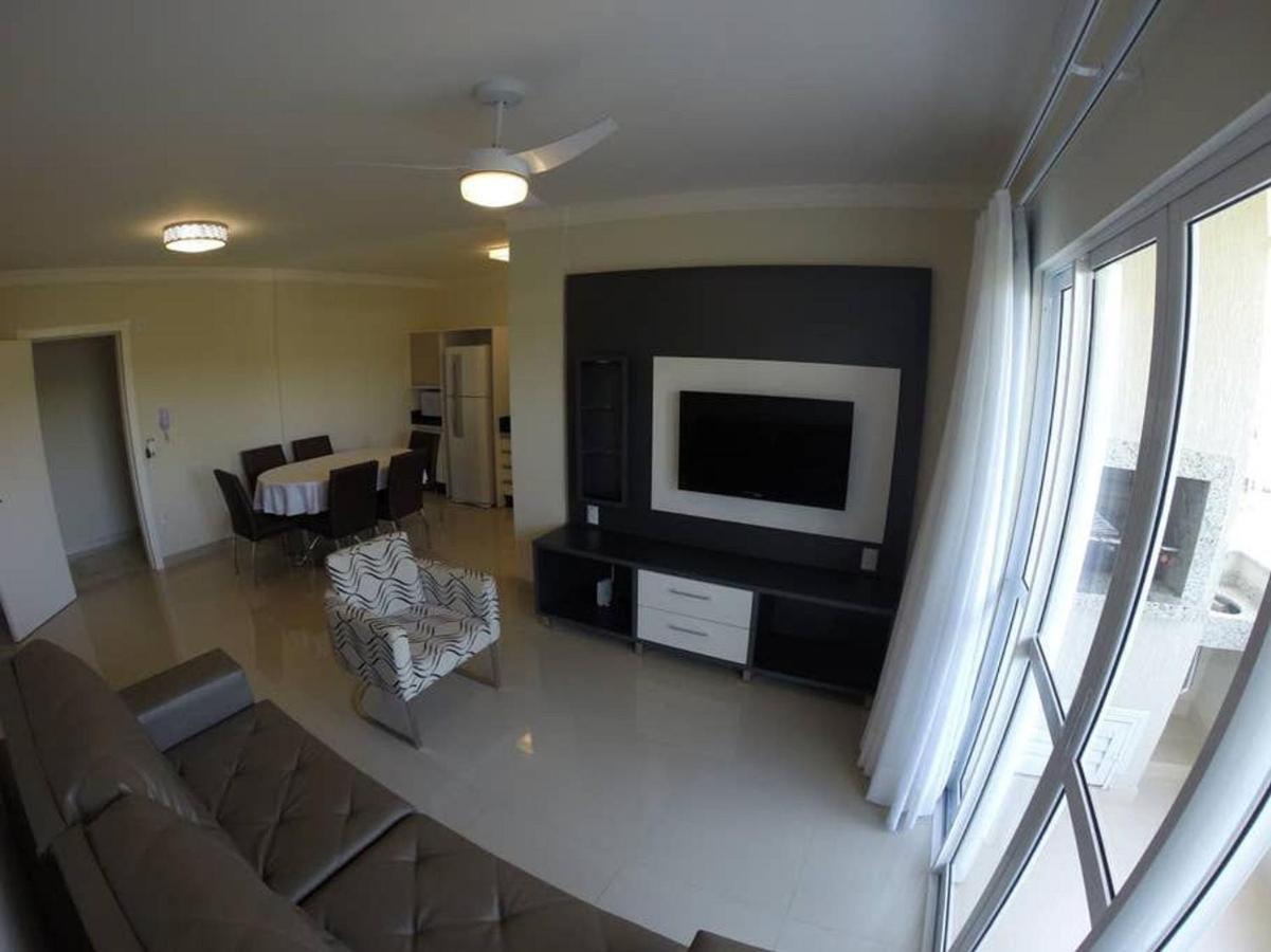 Appartement Baia Dos Golfinhos à Bombinhas Extérieur photo