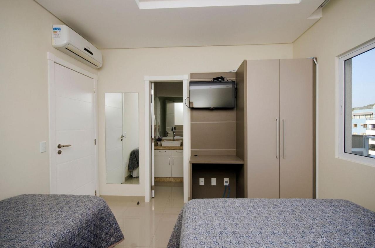 Appartement Baia Dos Golfinhos à Bombinhas Extérieur photo
