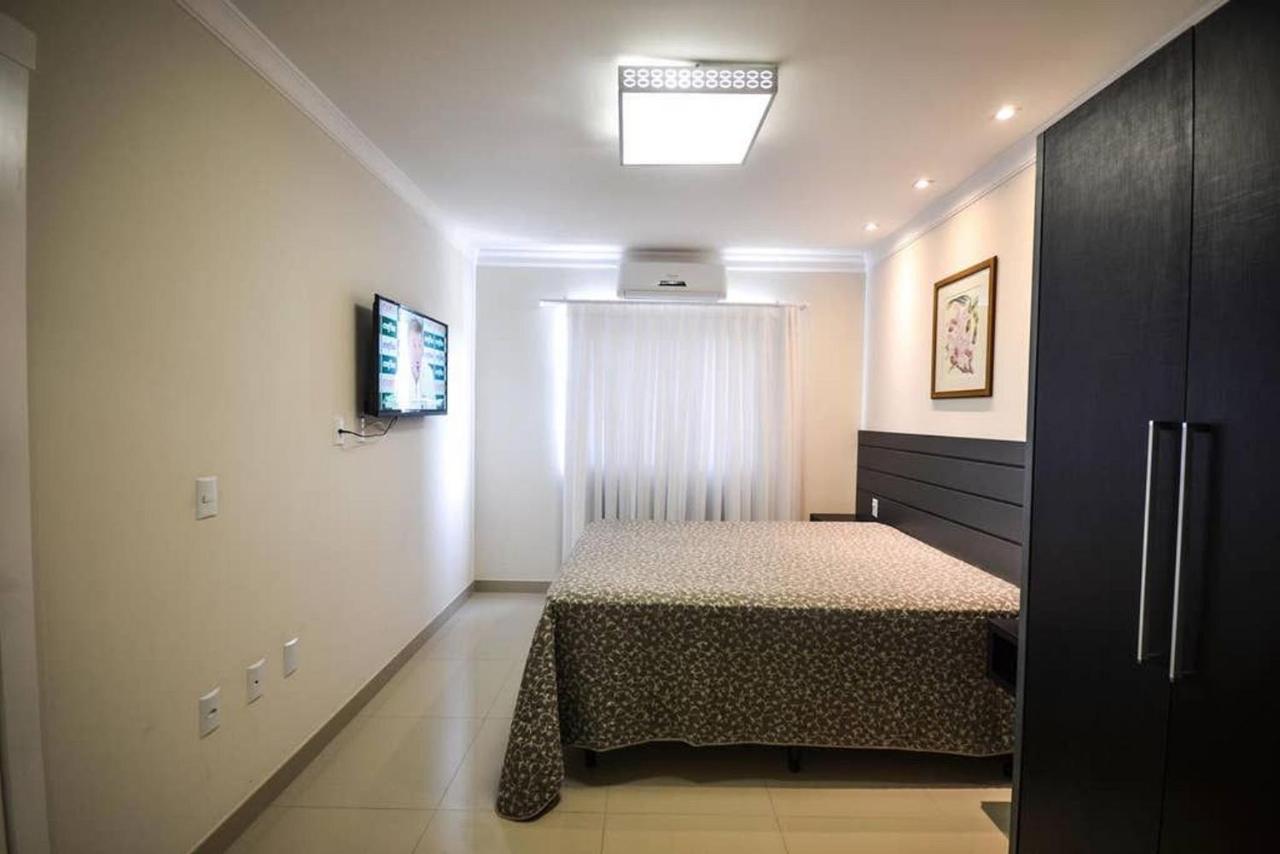 Appartement Baia Dos Golfinhos à Bombinhas Extérieur photo