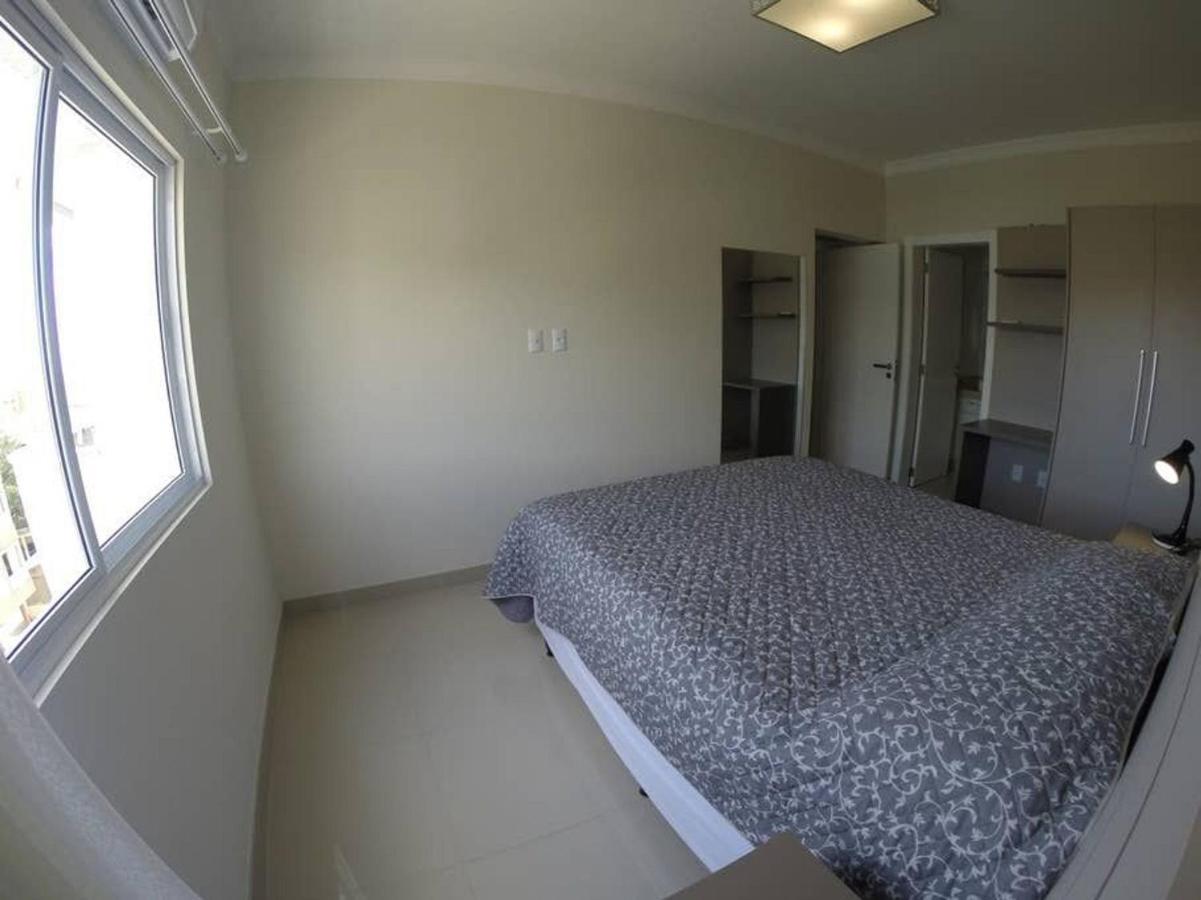 Appartement Baia Dos Golfinhos à Bombinhas Extérieur photo